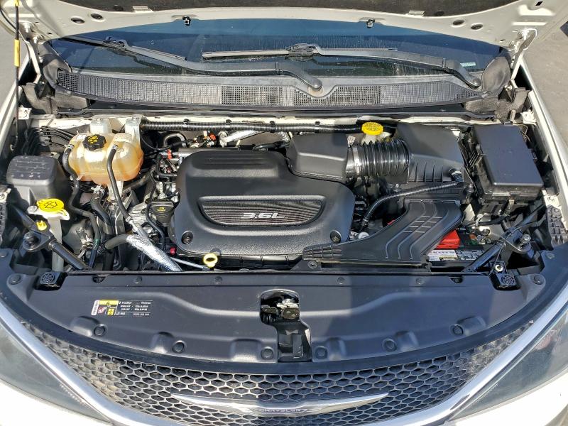 Фото 12 - CHRYSLER PACIFICA