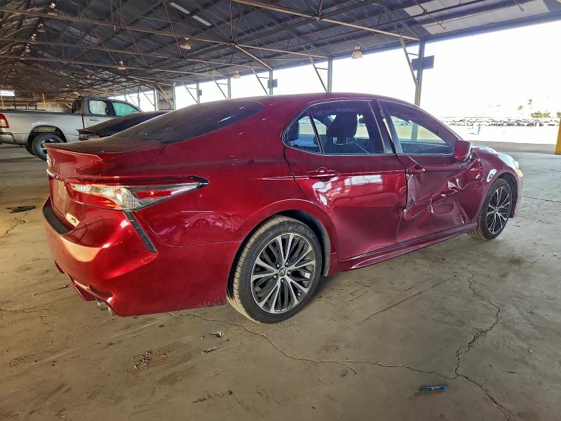 Фото 3 - TOYOTA CAMRY