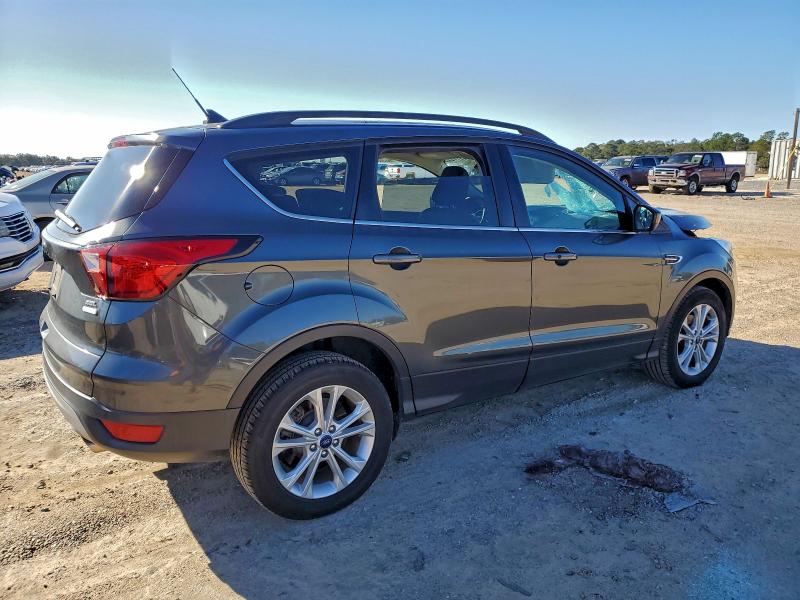 Фото 3 - FORD ESCAPE