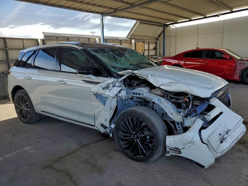 Фото 4 - LINCOLN CORSAIR