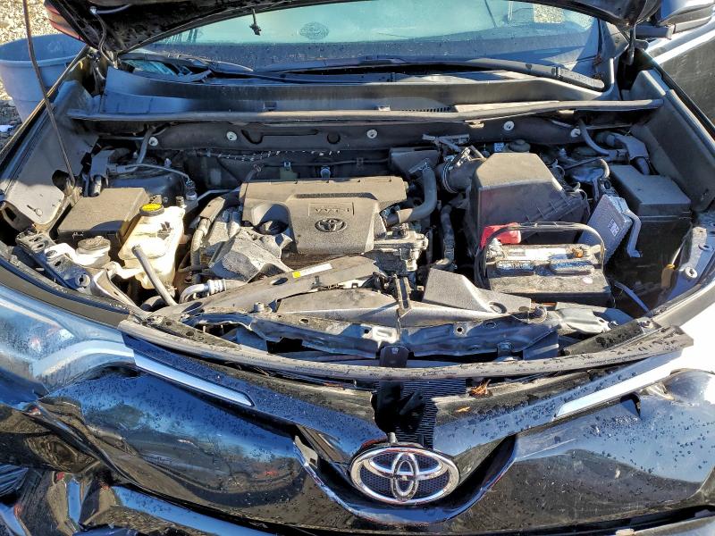 Фото 12 - TOYOTA RAV4