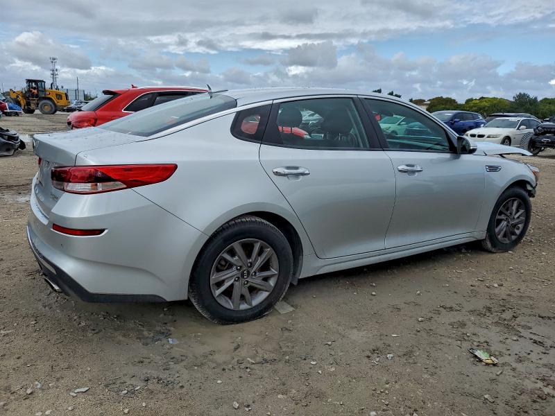 Фото 3 - KIA OPTIMA