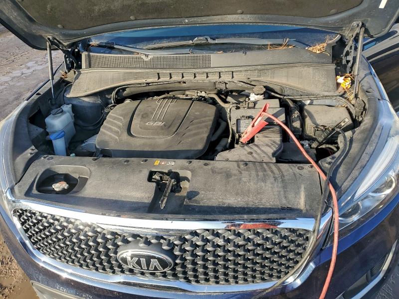 Фото 11 - KIA SORENTO