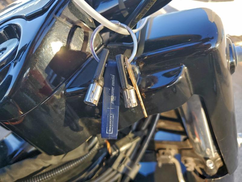 HARLEY-DAVIDSON FL 2022