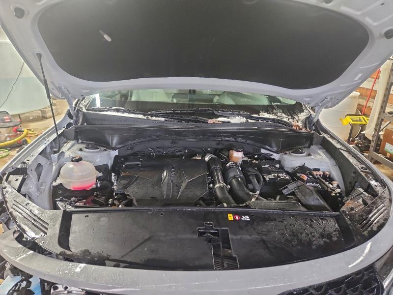 Фото 12 - KIA SORENTO