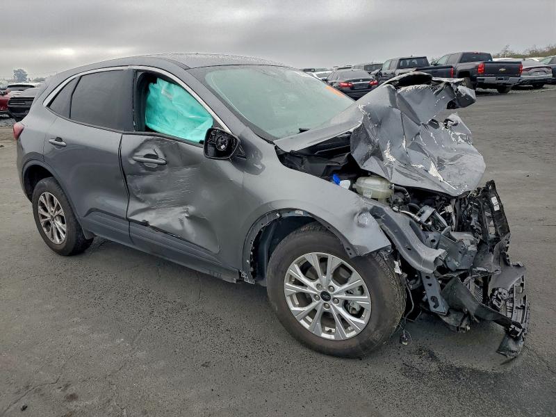 Фото 4 - FORD ESCAPE ACT