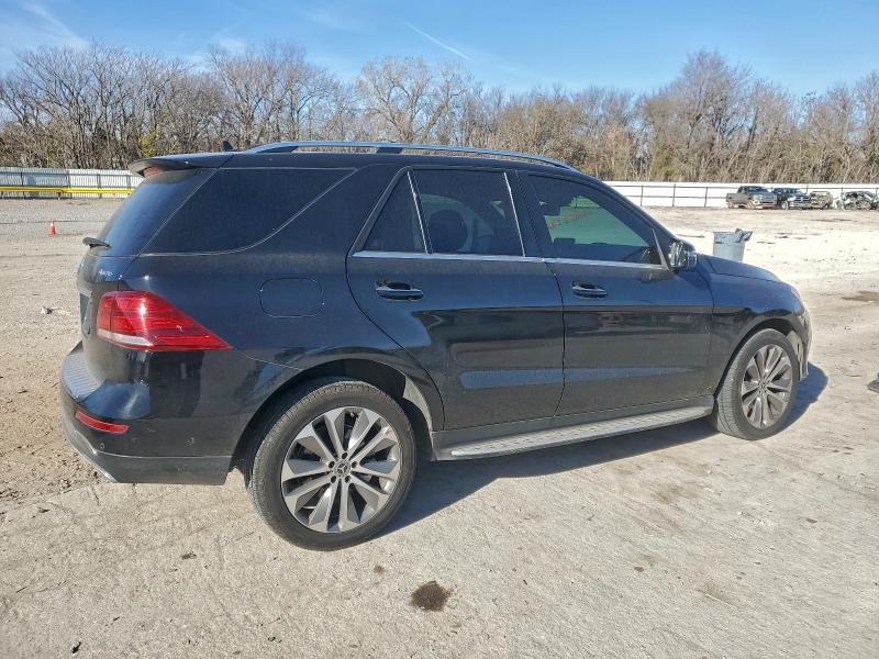 Фото 3 - MERCEDES-BENZ GLE-CLASS