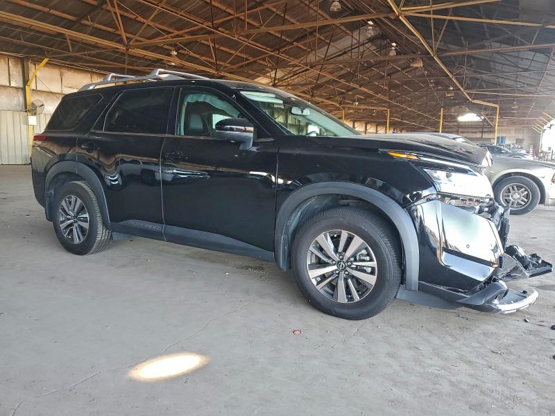 Фото 4 - NISSAN PATHFINDER