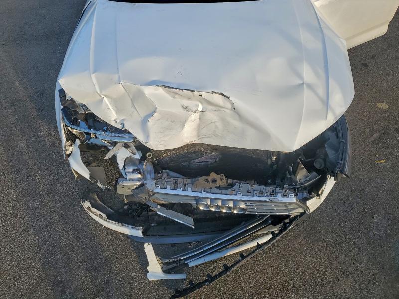 Фото 11 - AUDI A4