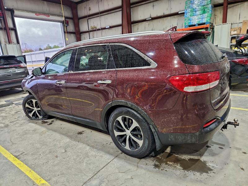 Фото 2 - KIA SORENTO