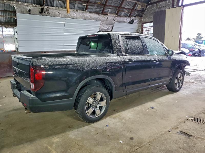 Фото 3 - HONDA RIDGELINE