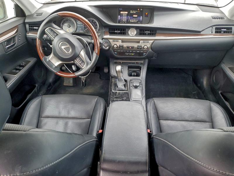 Фото 8 - LEXUS ES350