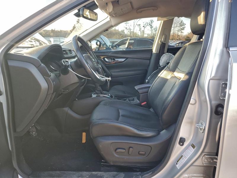 Фото 7 - NISSAN ROGUE