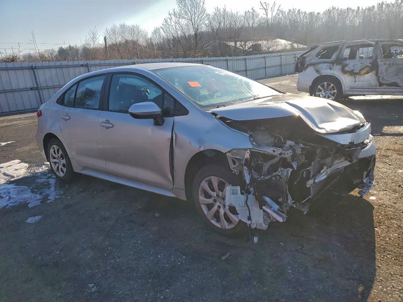 Фото 4 - TOYOTA COROLLA