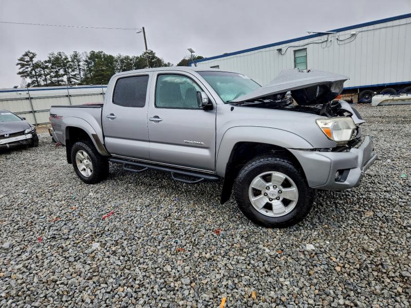 Фото 4 - TOYOTA TACOMA