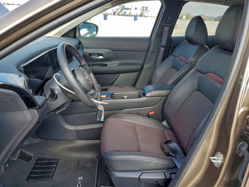 Фото 7 - NISSAN KICKS