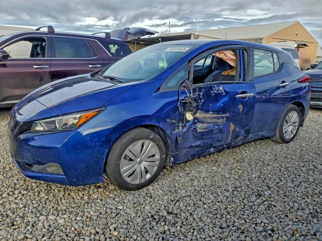 Фото 1 - NISSAN LEAF