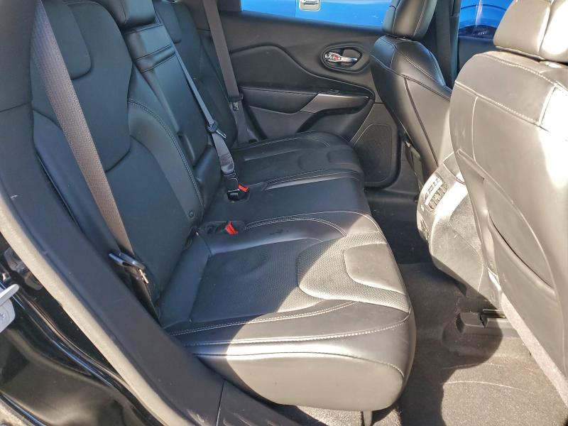 Фото 10 - JEEP GRAND CHER