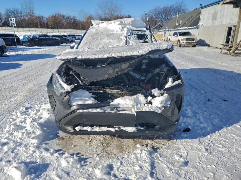 Фото 5 - TOYOTA RAV4