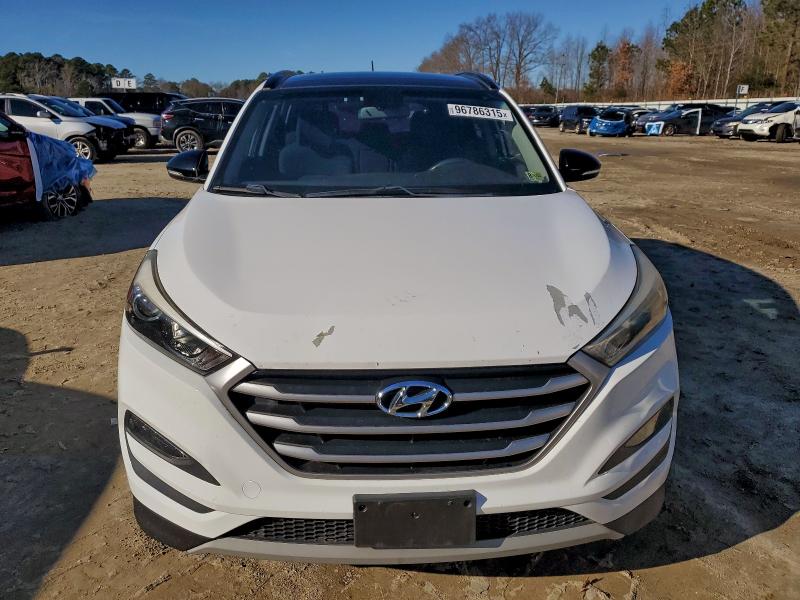 Фото 5 - HYUNDAI TUCSON