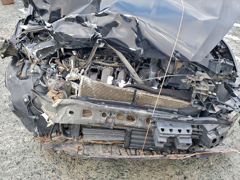 Фото 11 - FORD FOCUS