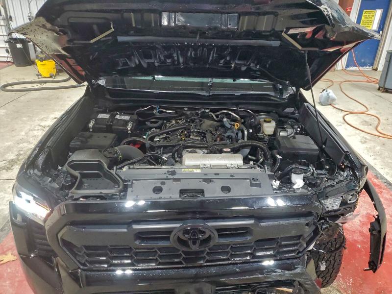 Фото 11 - TOYOTA TACOMA