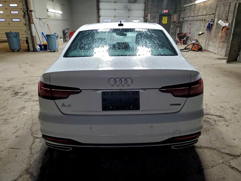 Фото 6 - AUDI A4