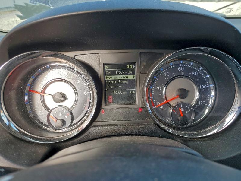 Фото 9 - CHRYSLER MINIVAN