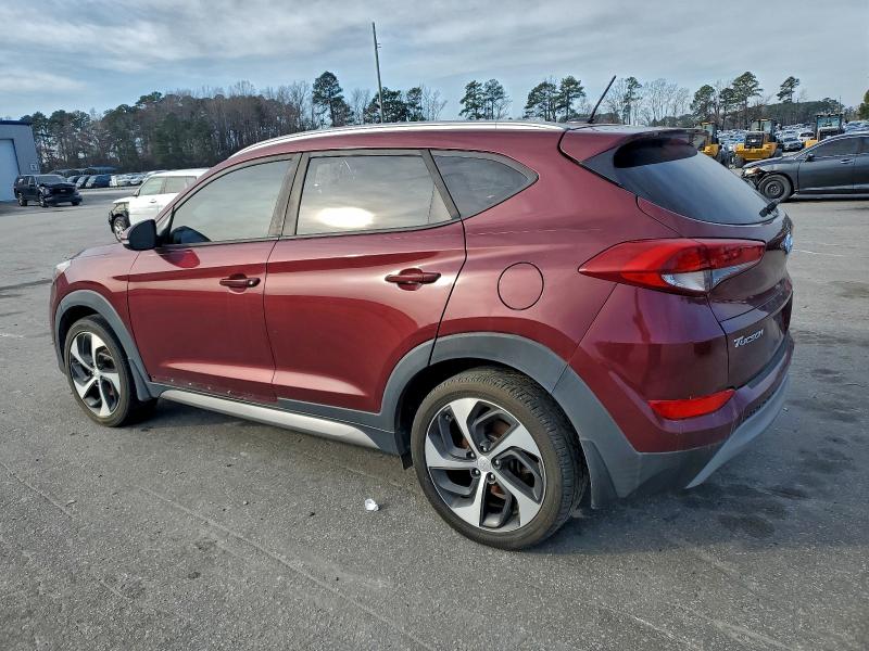 Фото 2 - HYUNDAI TUCSON