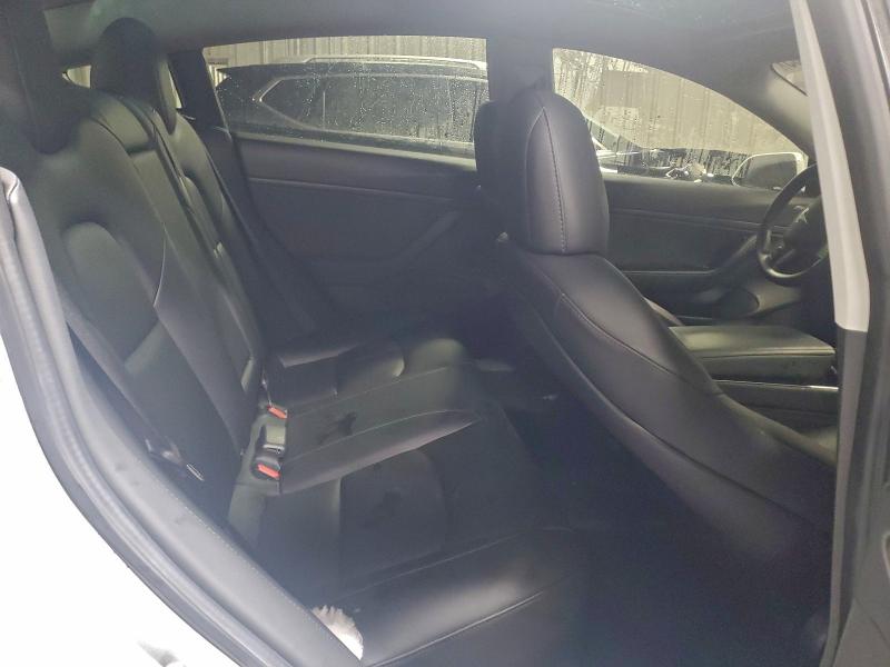 Фото 10 - TESLA MODEL 3