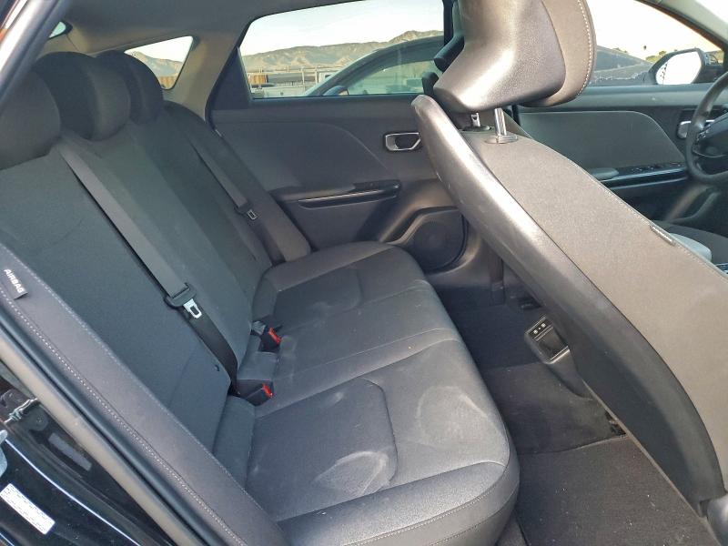 Фото 10 - KIA K4 LX