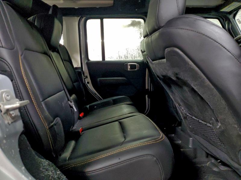 Фото 10 - JEEP WRANGLER