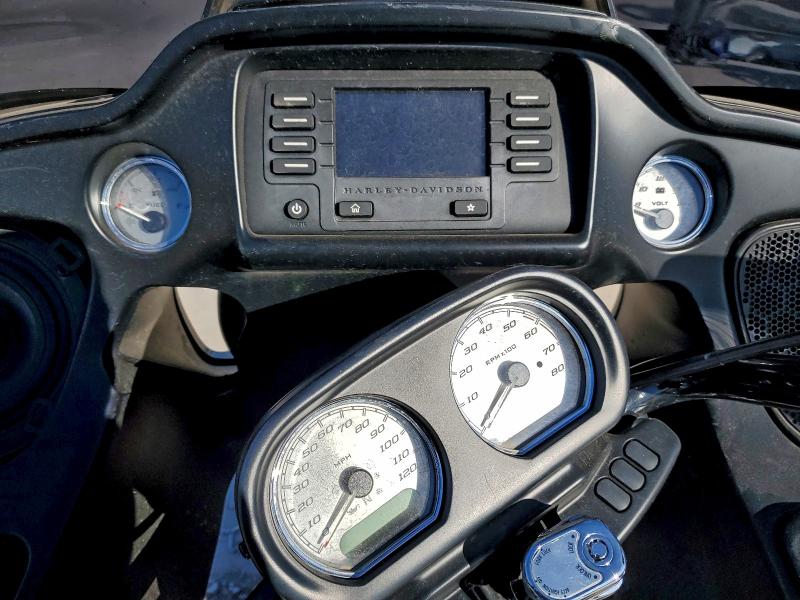 HARLEY-DAVIDSON FL 2021