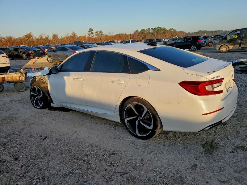 Фото 2 - HONDA ACCORD