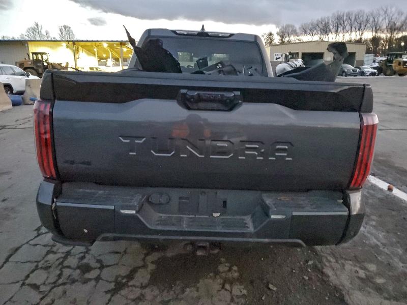 Фото 6 - TOYOTA TUNDRA