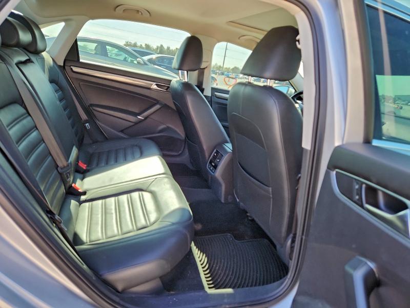 Фото 10 - VOLKSWAGEN PASSAT