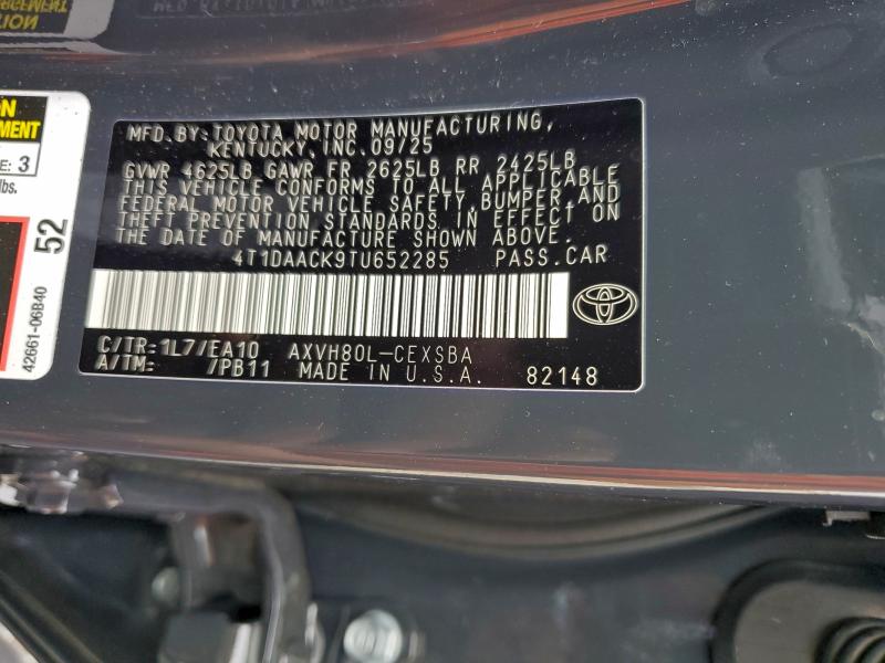 Фото 12 - TOYOTA CAMRY