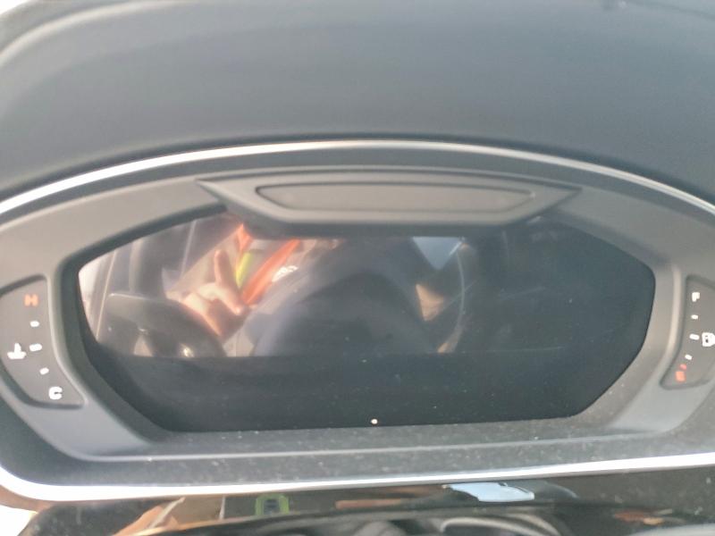 Фото 9 - AUDI A8