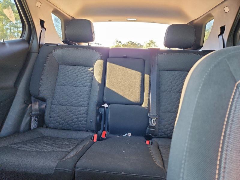 Фото 10 - CHEVROLET EQUINOX