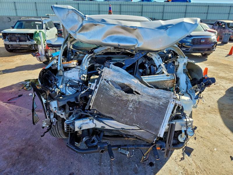 Фото 5 - CHEVROLET EQUINOX