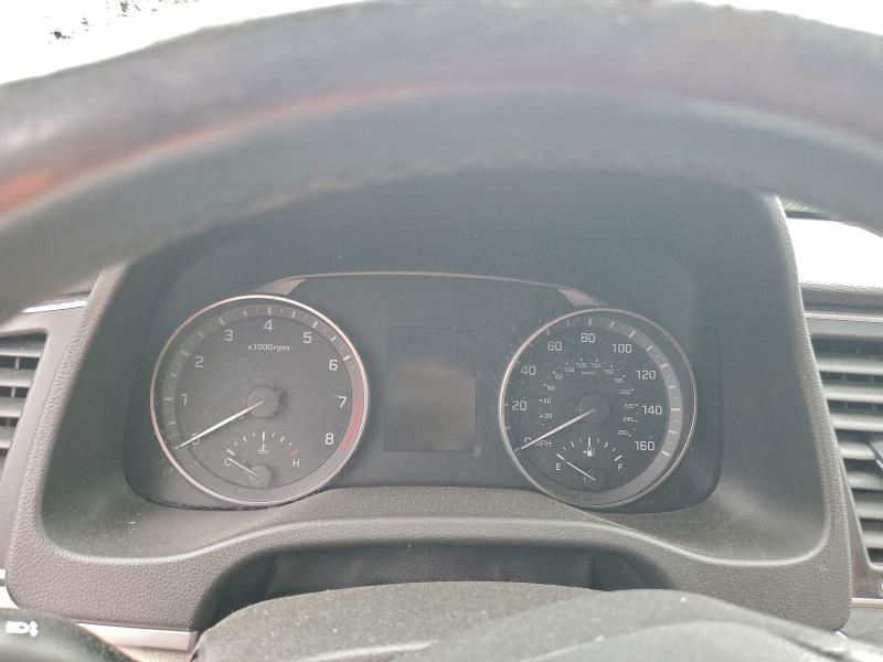 Фото 9 - HYUNDAI ELANTRA