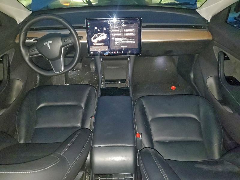 Фото 8 - TESLA MODEL 3