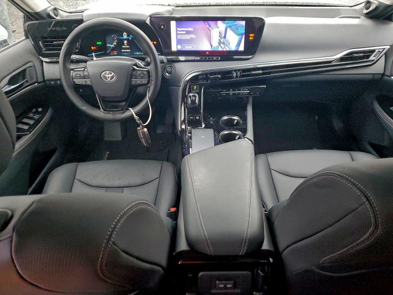 Фото 8 - TOYOTA MIRAI