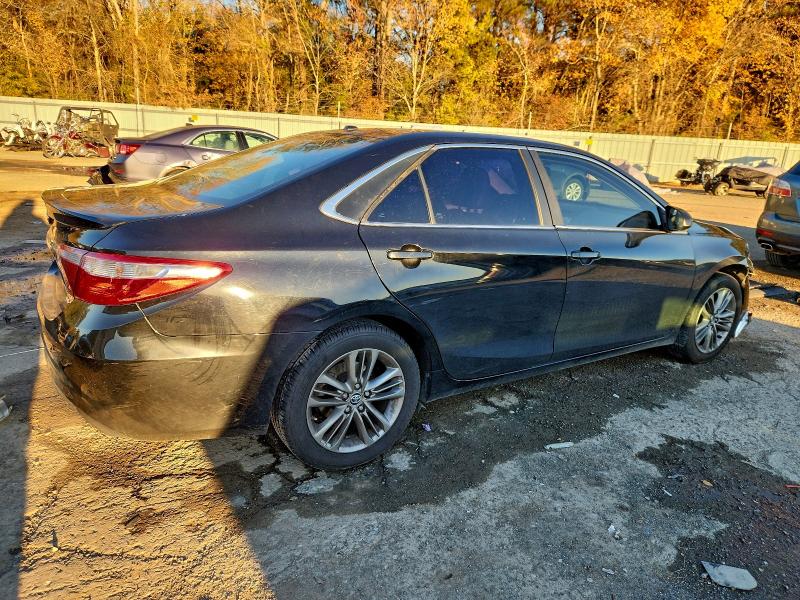 Фото 3 - TOYOTA CAMRY