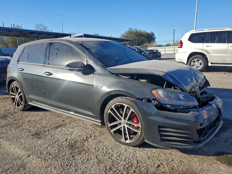 Фото 4 - VOLKSWAGEN GTI