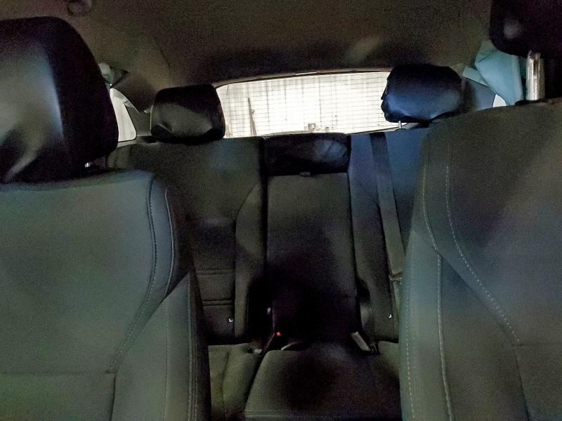 Фото 10 - KIA SORENTO