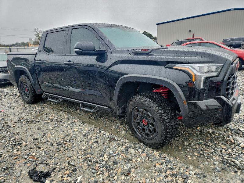Фото 4 - TOYOTA TUNDRA