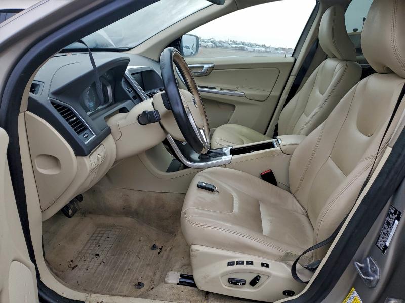 Фото 7 - VOLVO XC60