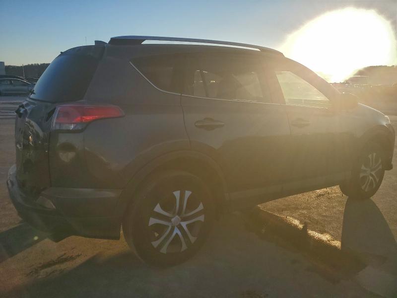 Фото 3 - TOYOTA RAV4