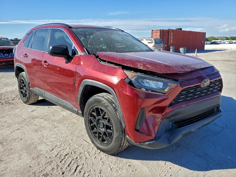 Фото 4 - TOYOTA RAV4